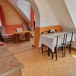 Apartman Laguna Apartmanhaz *