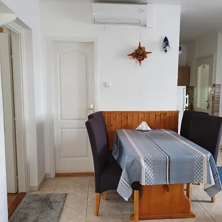 Laguna Apartmanhaz * Heviz