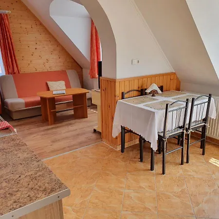 Lägenhet Laguna Apartmanhaz *